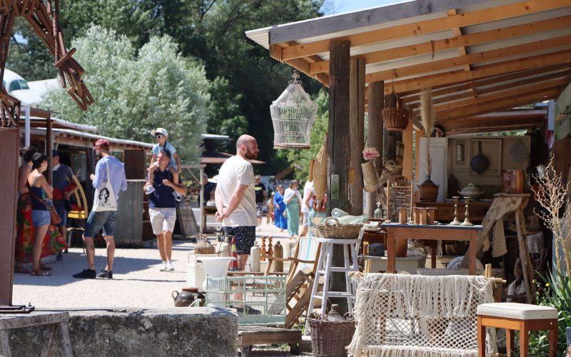 Chiner et plus encore au Village des Brocanteurs