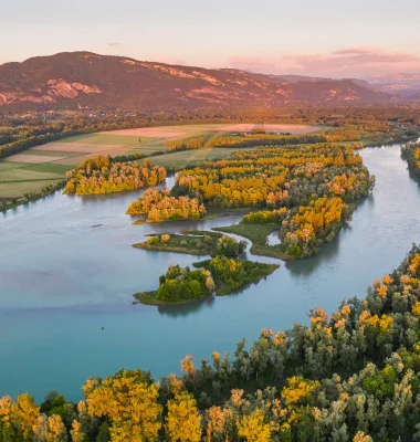 Coucher de soleil sur la Réserve naturelle nationale du Haut-Rhône Français, Balcons du Dauphiné (Isère)