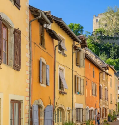 Cité médiévale de Crémieu - Balcons du Dauphiné en Isère